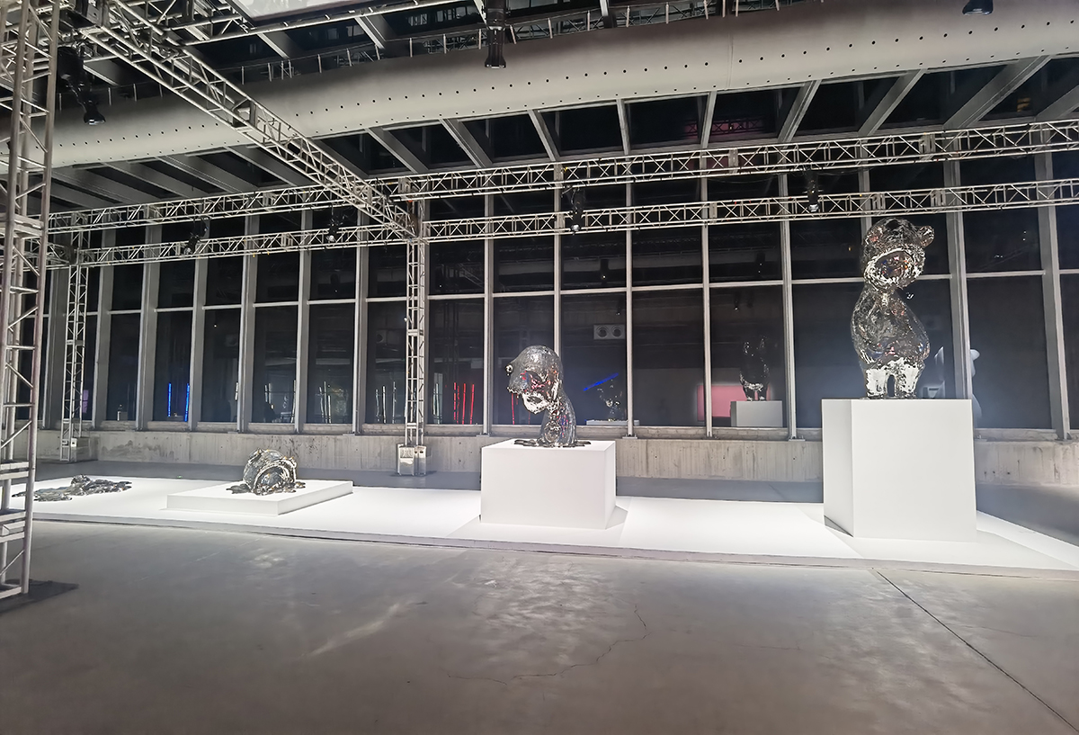 images/art/2022-08-28 OutSad-悲伤之外/25.jpg